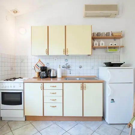 Luca's Apartamento Pula