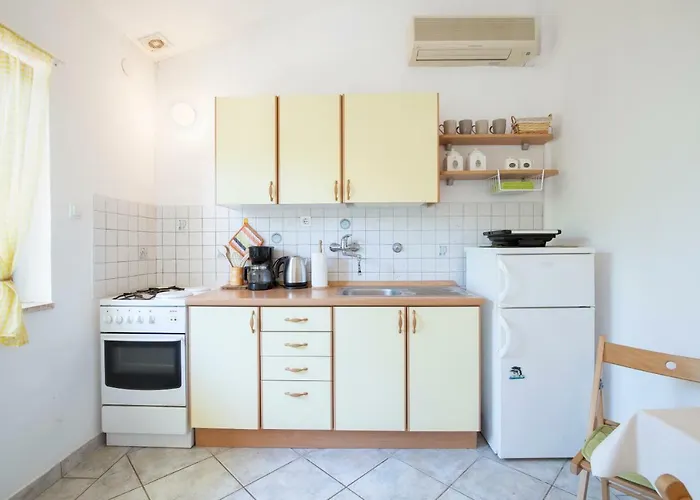 Luca's Apartman Póla